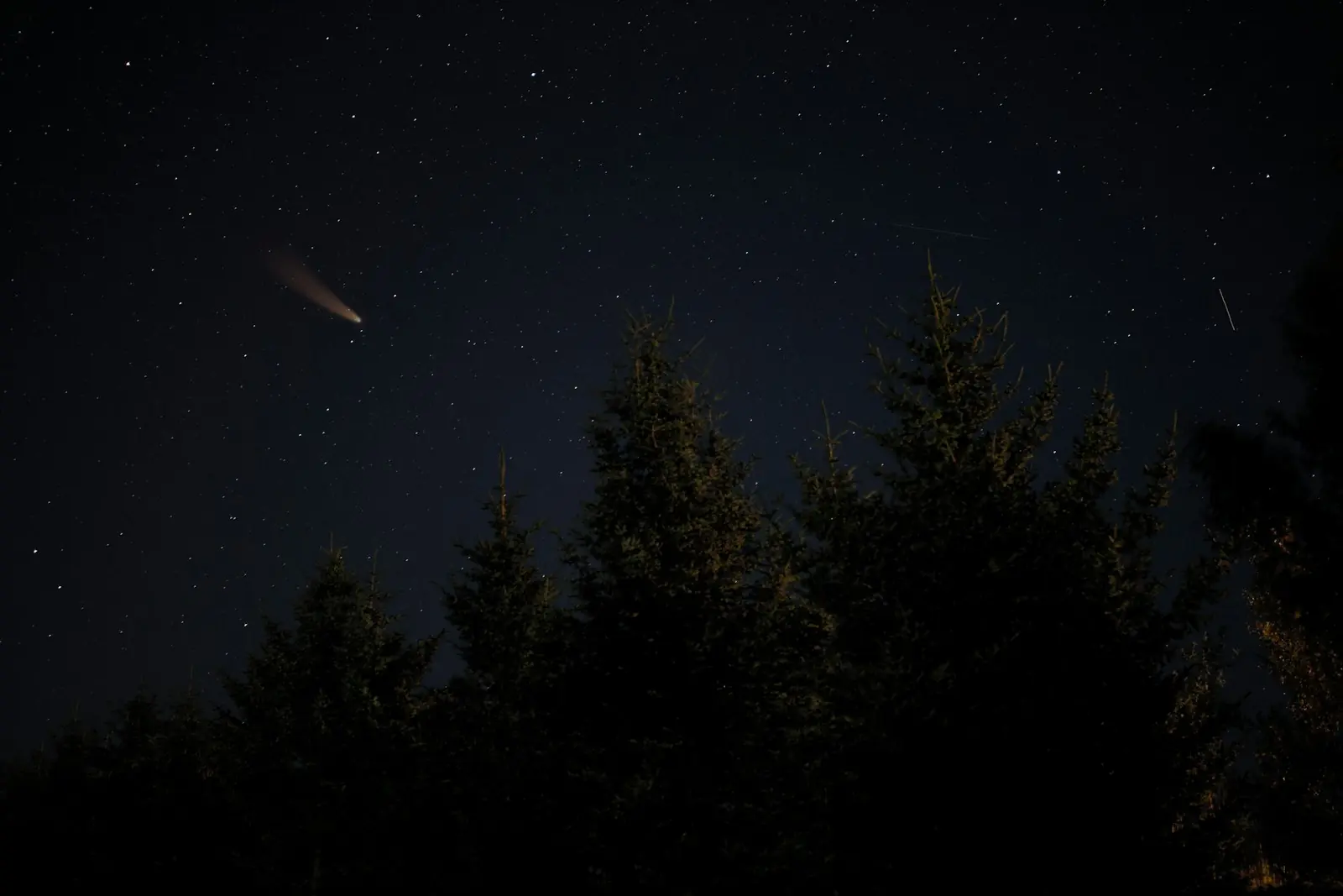 Monitoramento espacial precisa ser reforçado, dizem astrônomos. (Créditos: Unsplash / Chris Henry)