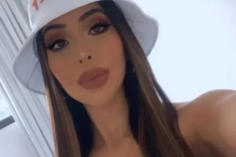 "Meu pai nunca 'encobriu traições', até porque ele dizia que não estava mais casado e que ela era 'uma mãe pra ele'. Ele só queria proteger a filha dele e que não acontecesse tudo o que aconteceu", disse ela. (Foto: Instagram)