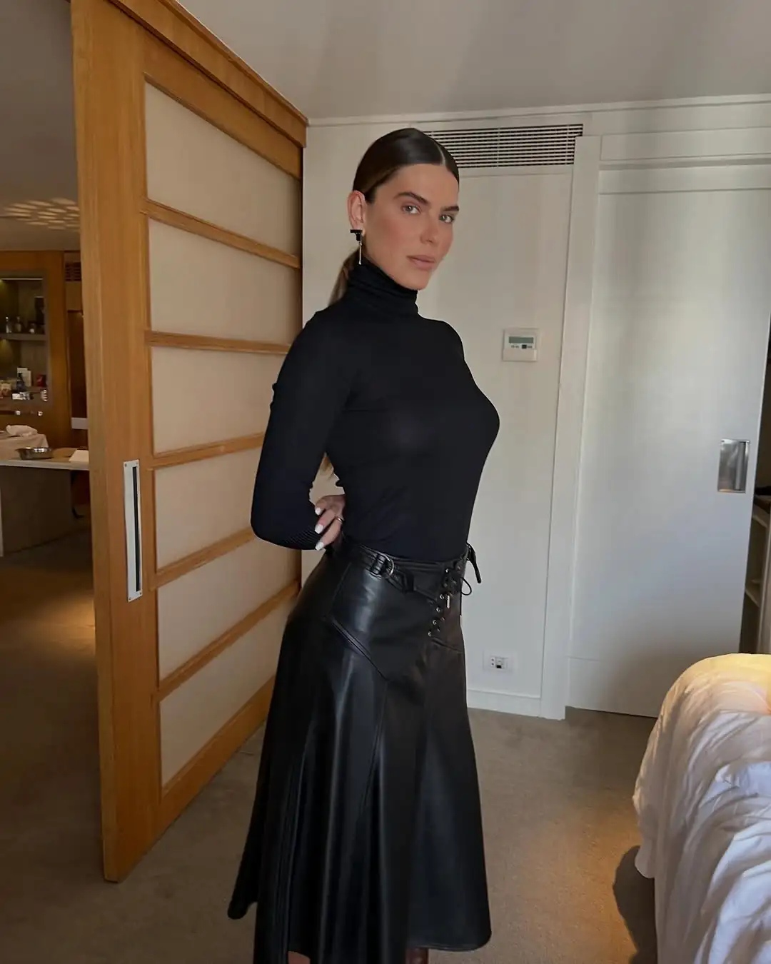 Mariana Goldfarb, ex-mulher de Cauã Reymond, publicou um vídeo onde aponta comportamentos que, segundo ela, indicam um relacionamento abusivo. (Foto: Instagram)